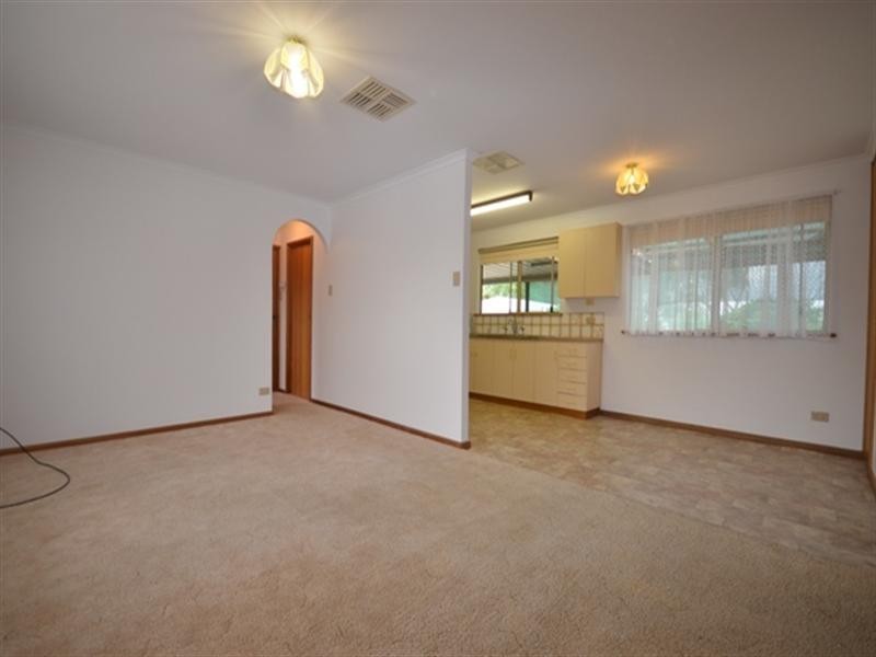 17 Guildford Street, Blyth SA 5462