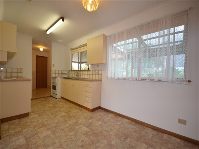 17 Guildford Street, Blyth SA 5462