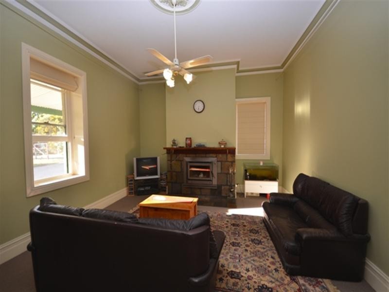 1 Weymouth Street, Manoora SA 5414