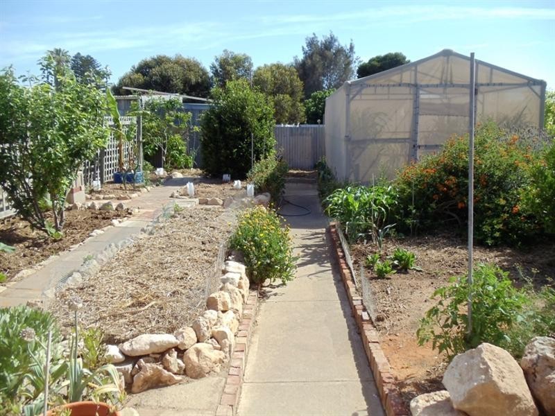 25 Fourth Street, Ardrossan SA 5571