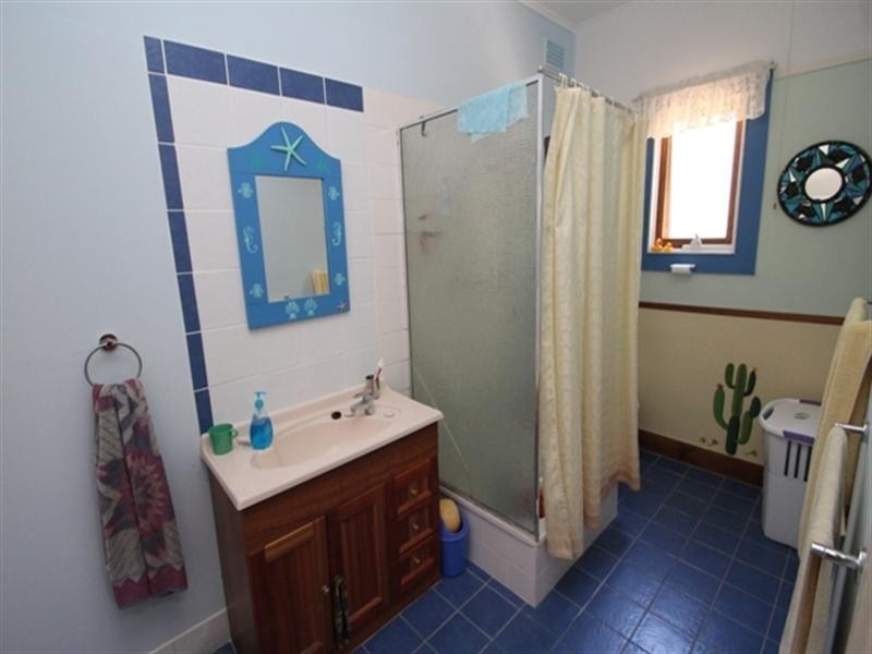 44 Essington Avenue, Clare SA 5453