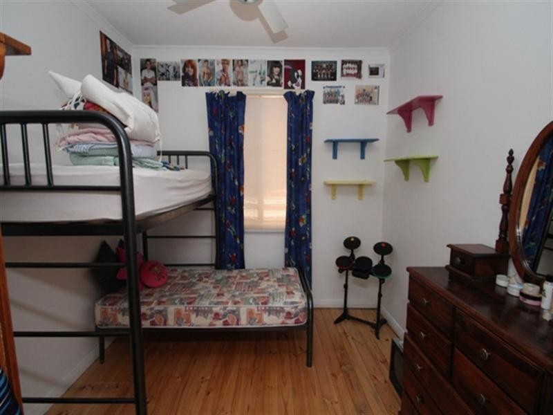 44 Essington Avenue, Clare SA 5453