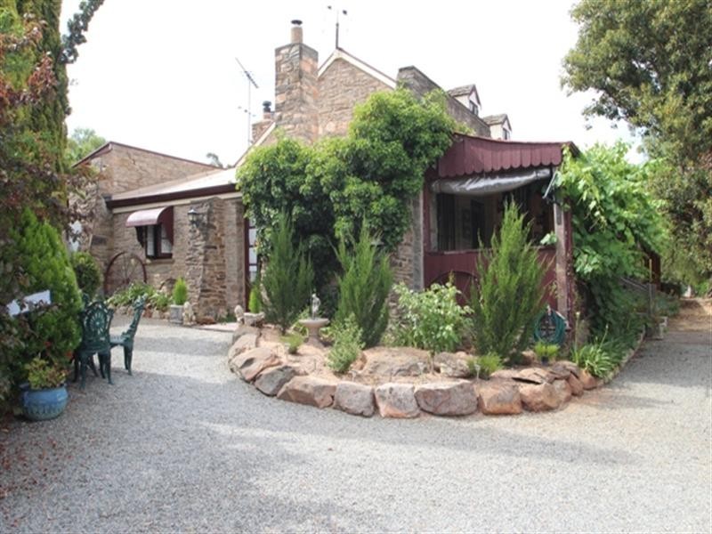 The Teapot Inn Lot 22 Leasingham Road, Mintaro SA 5415