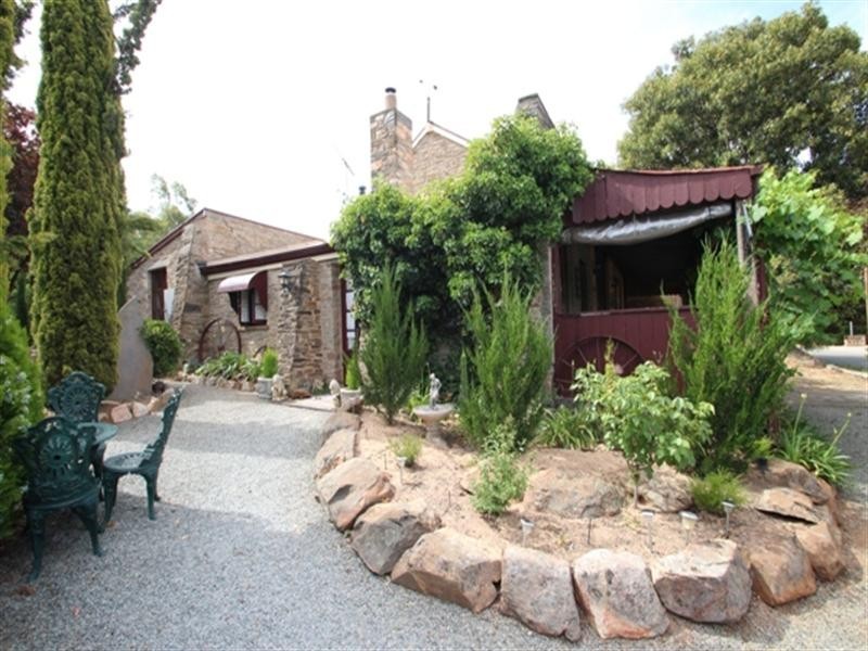 The Teapot Inn Lot 22 Leasingham Road, Mintaro SA 5415