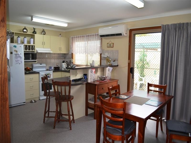 6 Centenary Avenue, Balaklava SA 5461