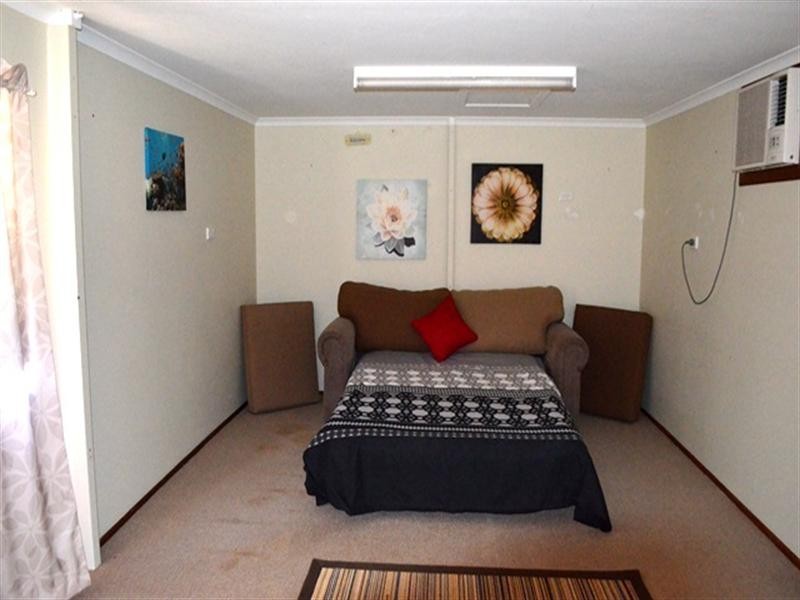 6 Centenary Avenue, Balaklava SA 5461