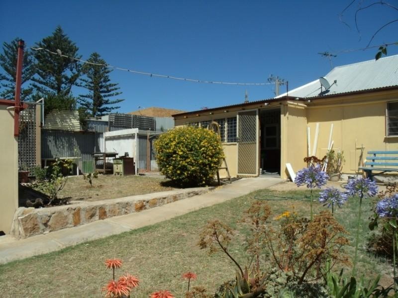 11 Fifth Street, Ardrossan SA 5571