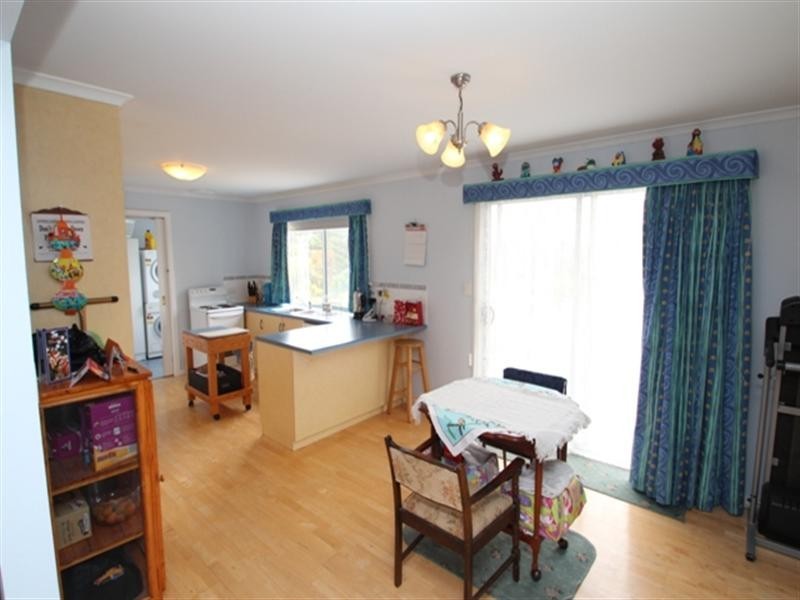 3 Michael Court, Clare SA 5453