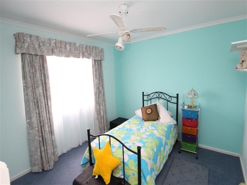 3 Michael Court, Clare SA 5453