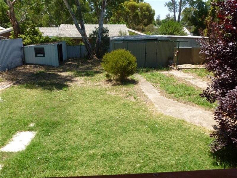 49 Victoria Road, Clare SA 5453