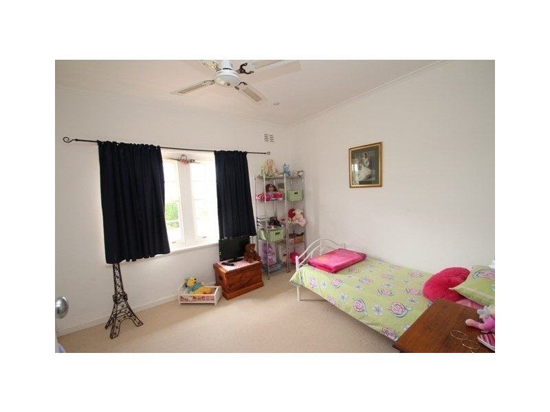 15 Mt Pleasant Road, Burra SA 5417