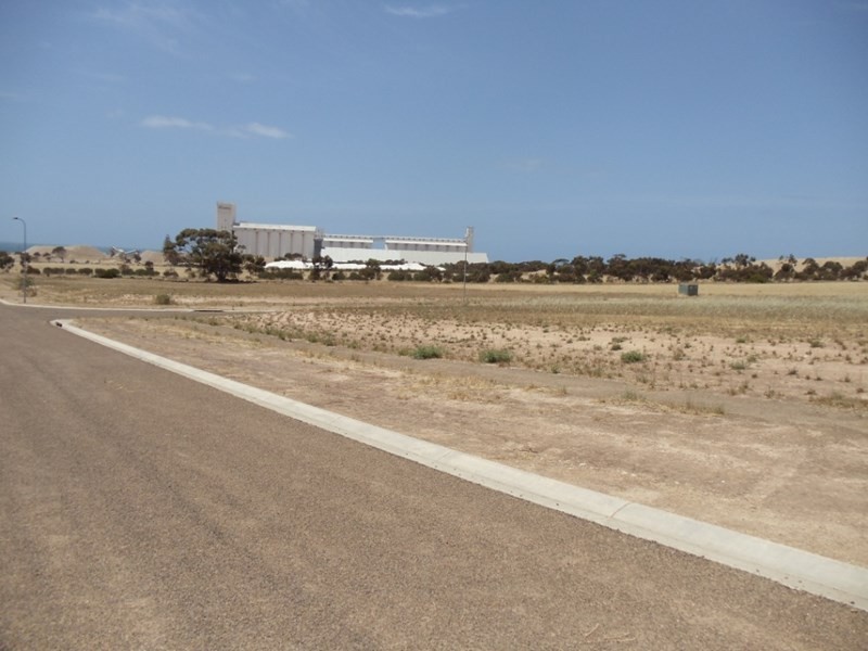 2,3,7,19,31 Clift Road, Ardrossan SA 5571