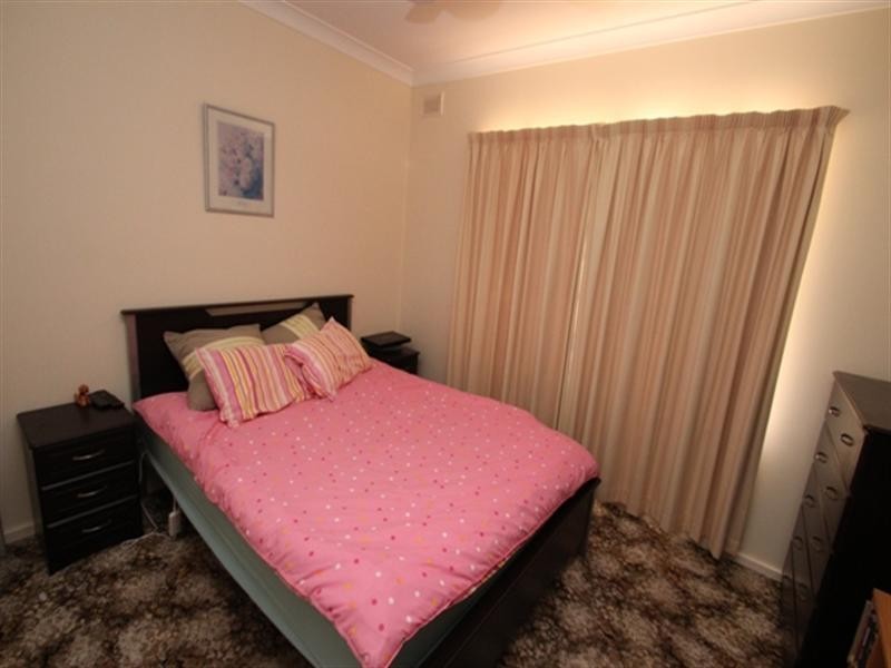 13 Queen Street, Burra SA 5417