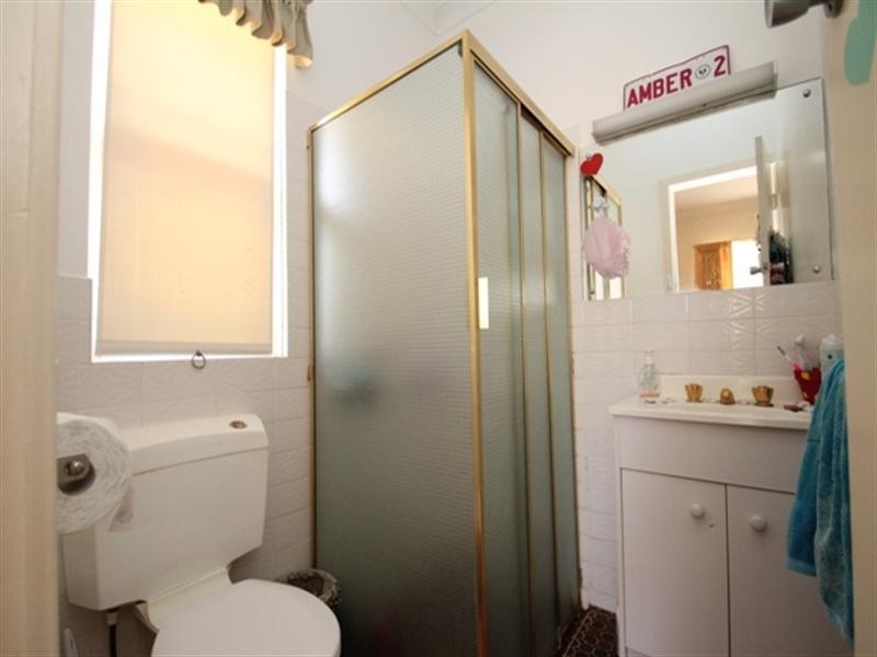 13 Queen Street, Burra SA 5417