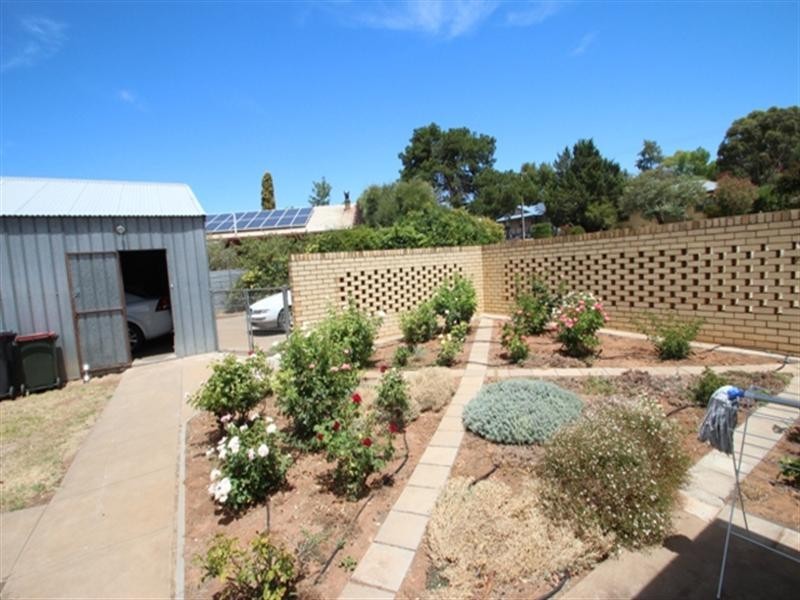 13 Queen Street, Burra SA 5417