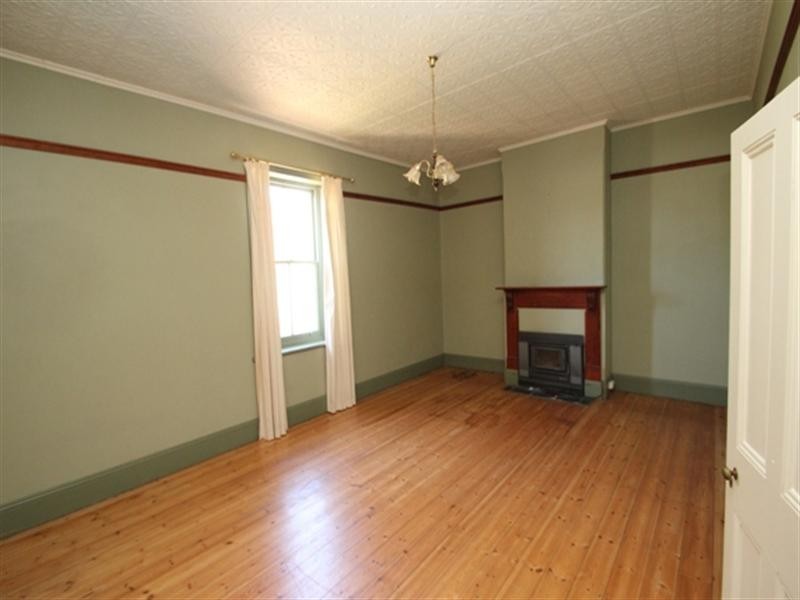 3 Sancreed Street, Burra SA 5417