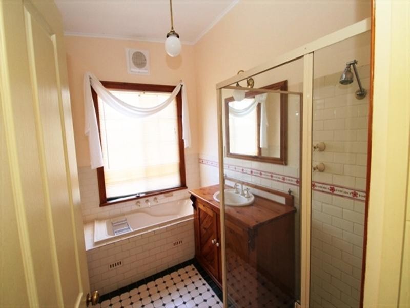 3 Sancreed Street, Burra SA 5417