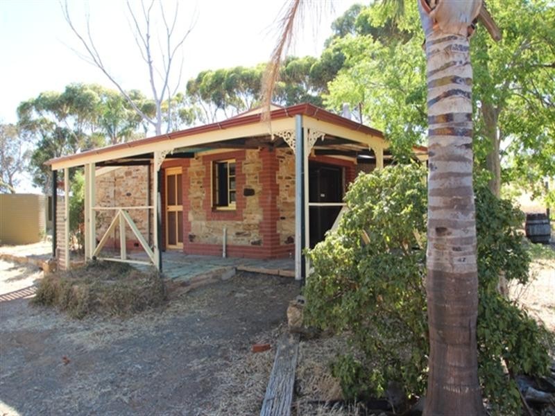 12 Staveley Street, Farrell Flat SA 5416