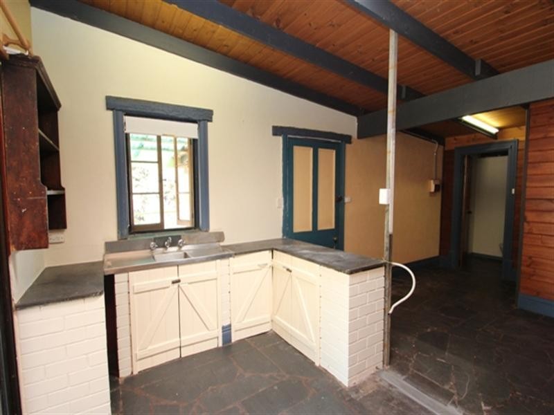 12 Staveley Street, Farrell Flat SA 5416