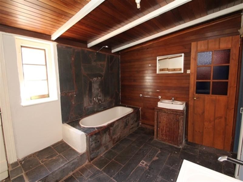 12 Staveley Street, Farrell Flat SA 5416