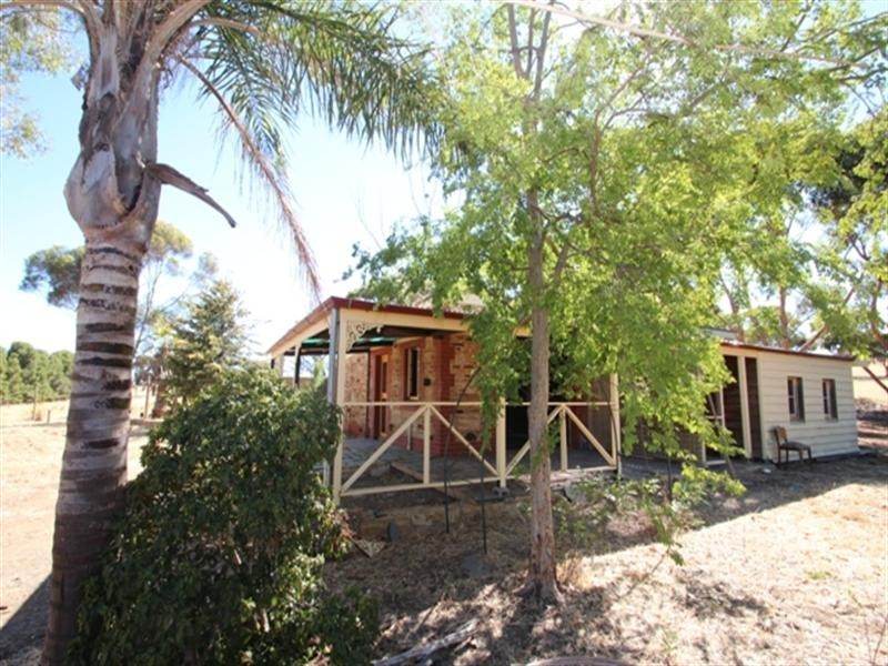 12 Staveley Street, Farrell Flat SA 5416