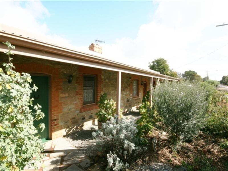 8 Ayers Street, Burra SA 5417