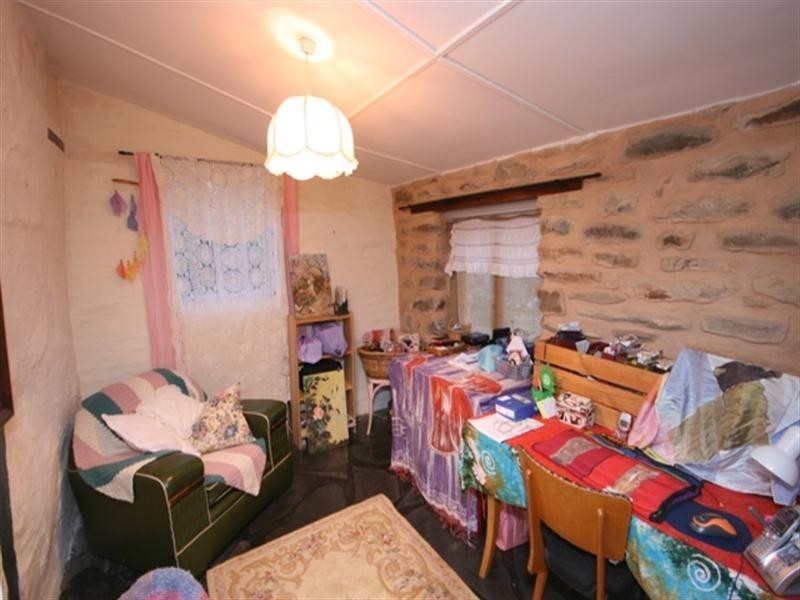 8 Ayers Street, Burra SA 5417