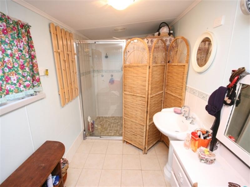 8 Ayers Street, Burra SA 5417