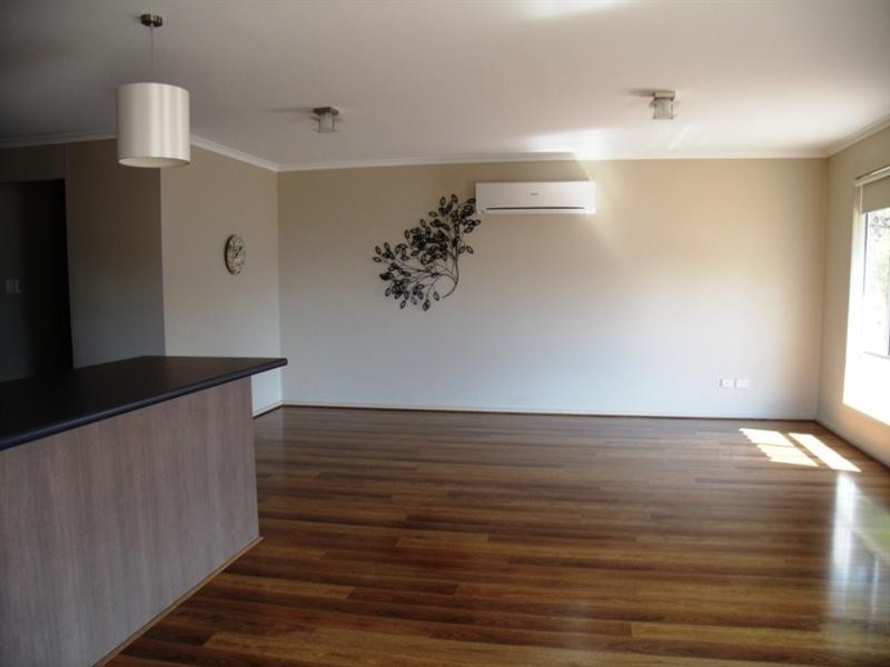 1 Gardner Street, Price SA 5570