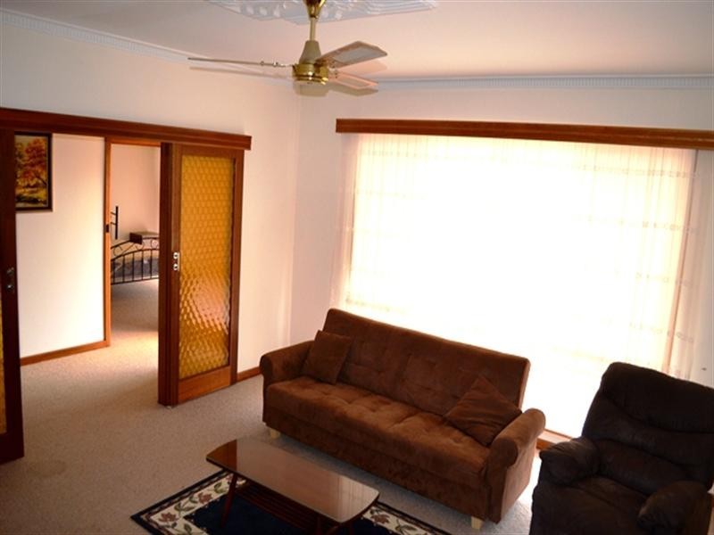 7 Walsh Street, Balaklava SA 5461