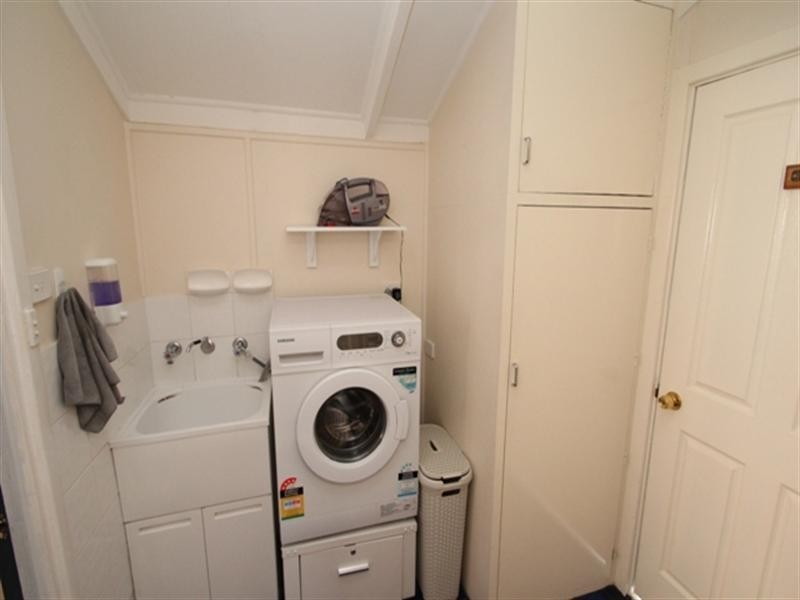 22 Queen Street, Burra SA 5417