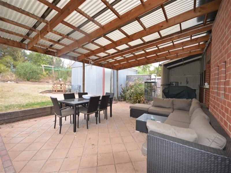 44 Victoria Road, Clare SA 5453