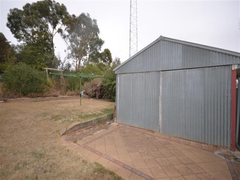 44 Victoria Road, Clare SA 5453