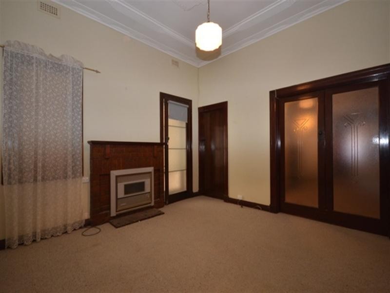 44 Strickland Street, Clare SA 5453