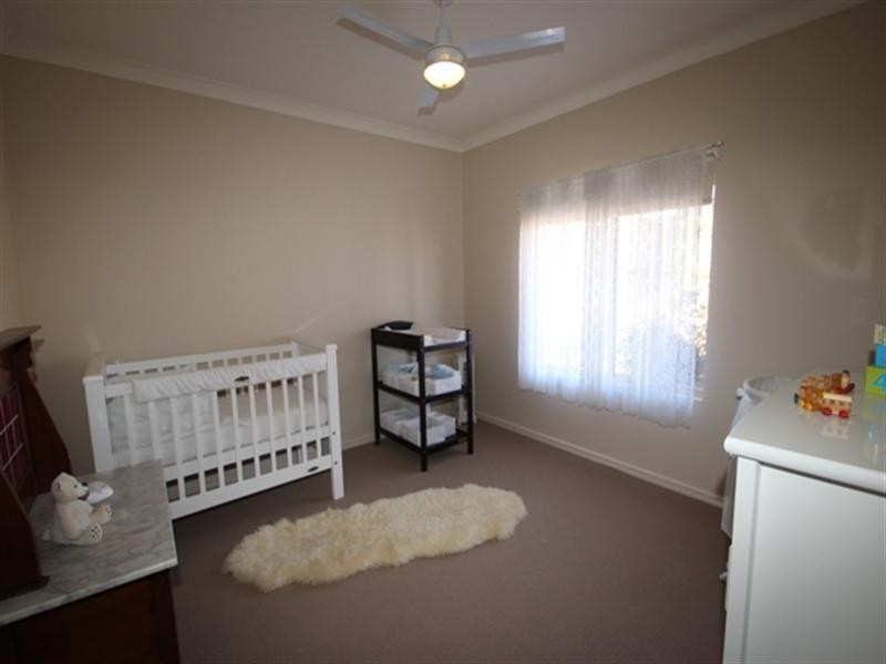 9 Rocky Glen Court, Clare SA 5453