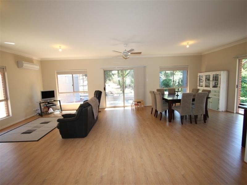 9 Rocky Glen Court, Clare SA 5453