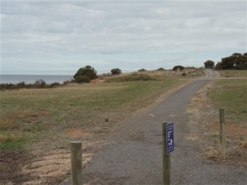 6 Douglas Court, Tiddy Widdy Beach SA 5571