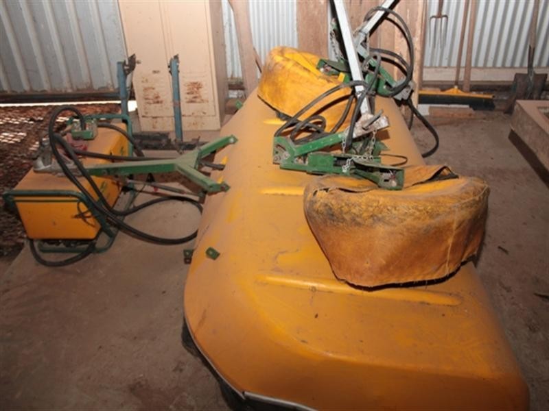 CLEARING SALE Blocks Road, Leasingham SA 5452