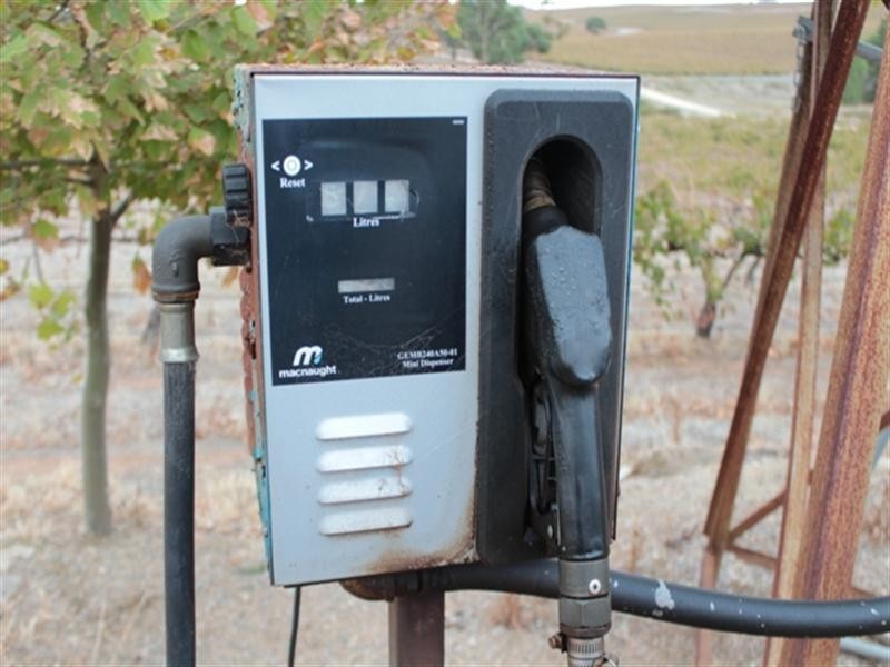 CLEARING SALE Blocks Road, Leasingham SA 5452