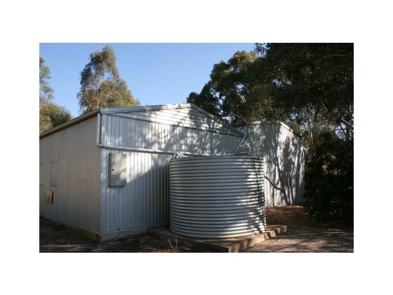 199 Warenda Road, Clare SA 5453