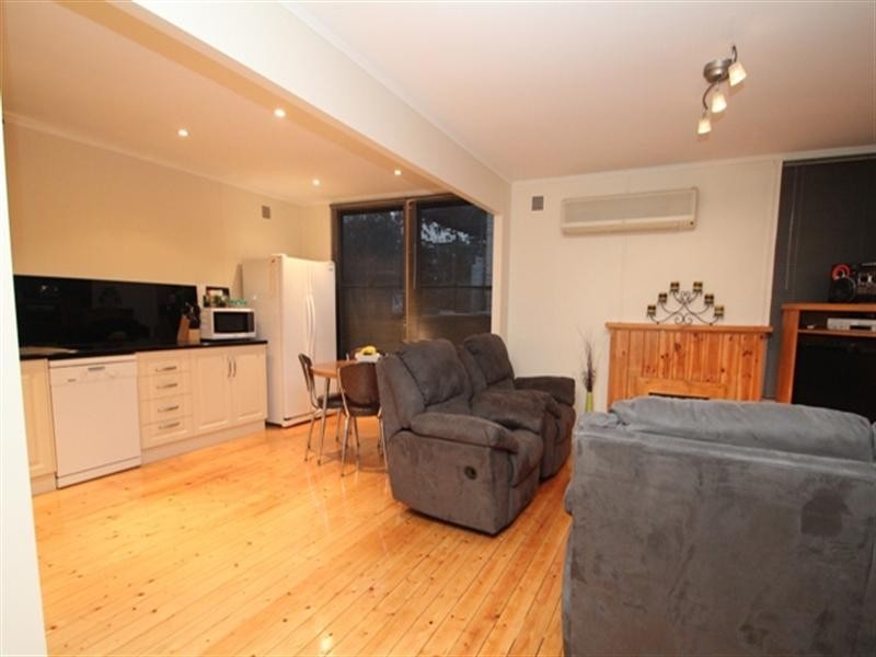 22 Kelly Street, Clare SA 5453