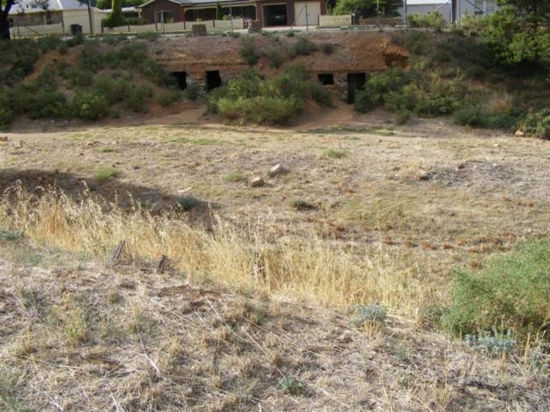 4 Bridge East Street, Burra SA 5417