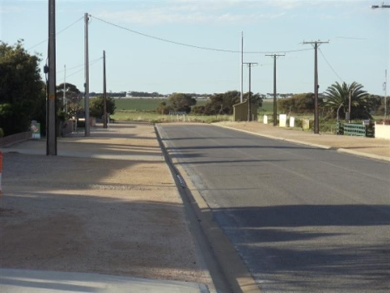 39 Bridge Road, Ardrossan SA 5571