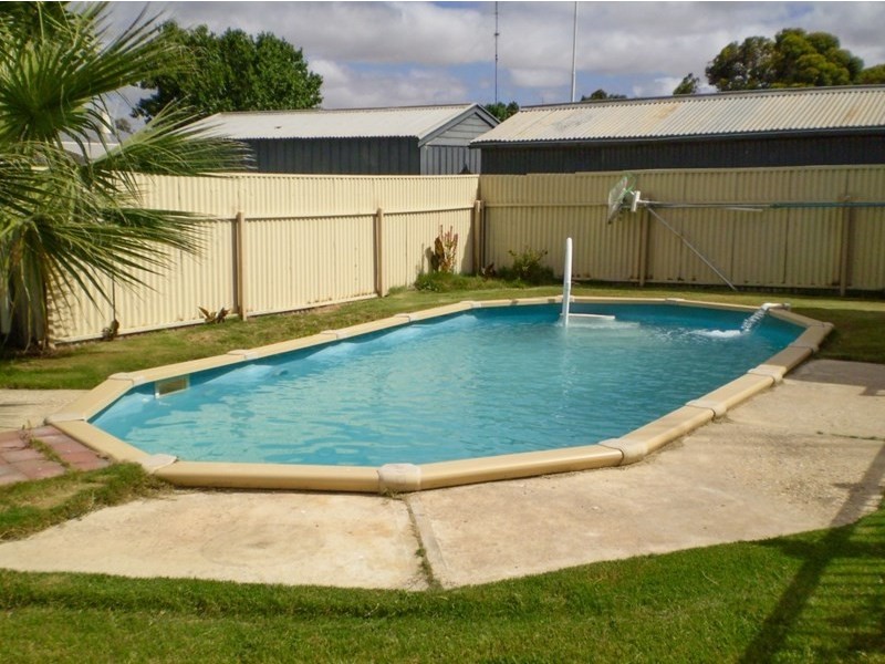 66 Railway Terrace East, Snowtown SA 5520