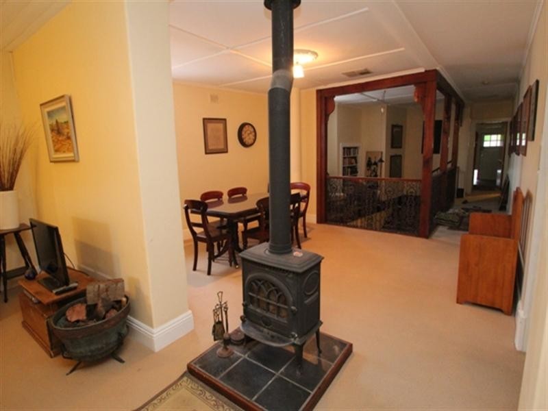 20 Market Square, Burra SA 5417