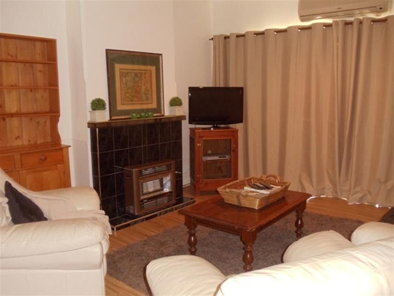 10 Fourth Street, Ardrossan SA 5571