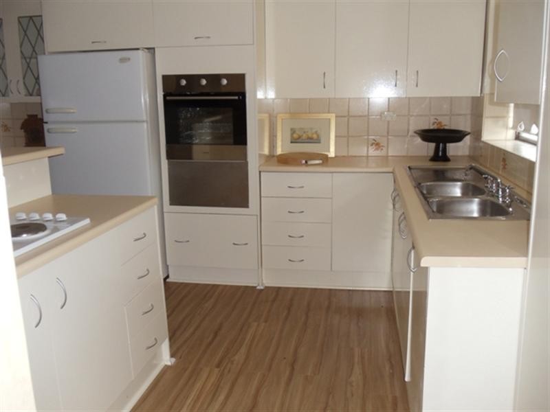 10 Fourth Street, Ardrossan SA 5571