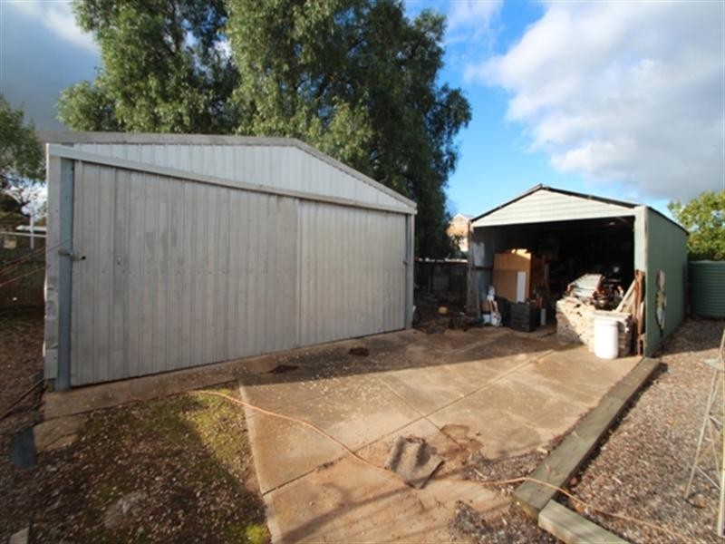 42 Government Road, Spalding SA 5454
