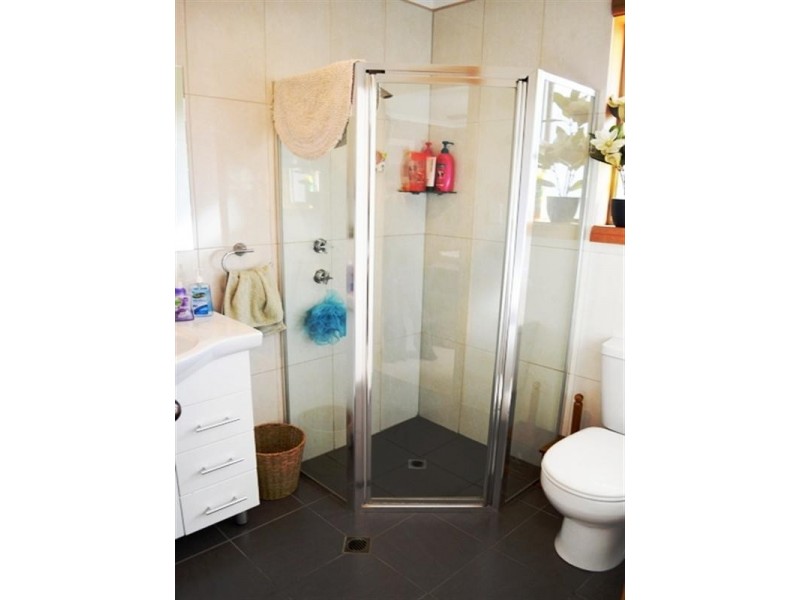 31 Main Street, Owen SA 5460