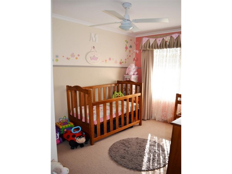 31 Main Street, Owen SA 5460